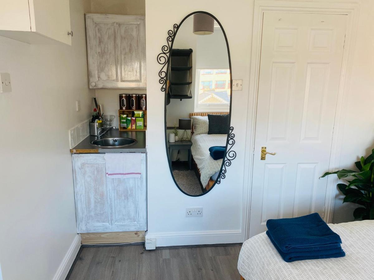 Haggerston Apartment